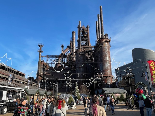 Wide shot of the SteelStacks with surrounding Christmas decor. 